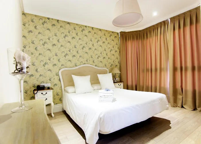 Natura Petit Hotel A Revolta